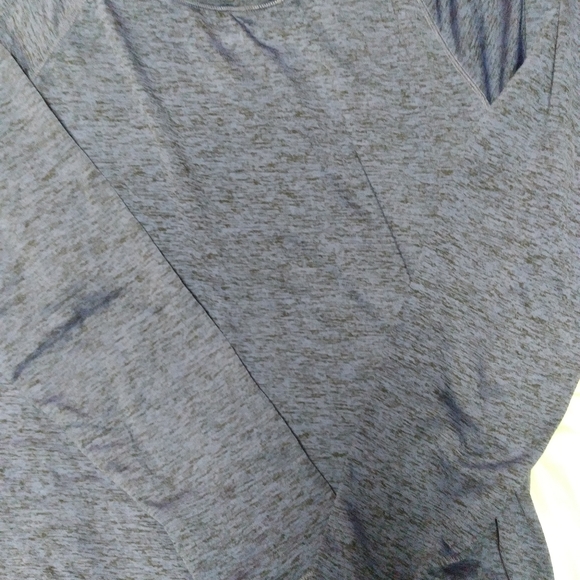 Pullover pretty blue with black flecks throughout - Picture 2 of 4